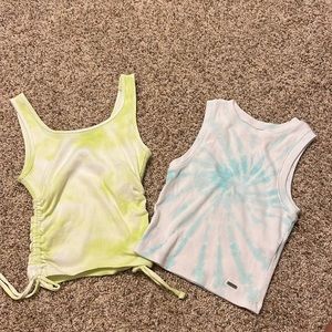Bundle of 2 cute Hollister tank tops
